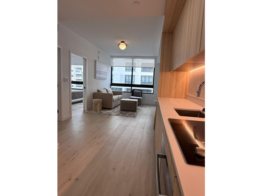 225 N Miami Ave 804 - photo 8