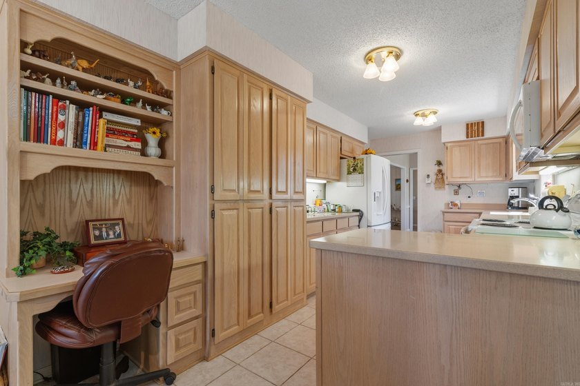 Open House, May 30th 12:30 - 3:00pm!!! Offered for the first - photo 35