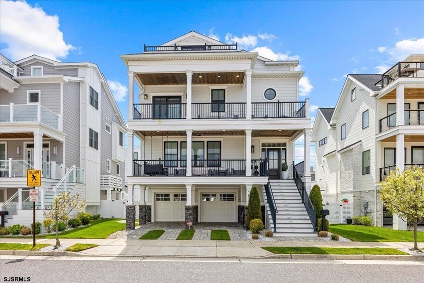 *NEW PRICE!* WOW, NEWER MARGATE BEACHBLOCK OPPORTUNITY! THIS - photo 2