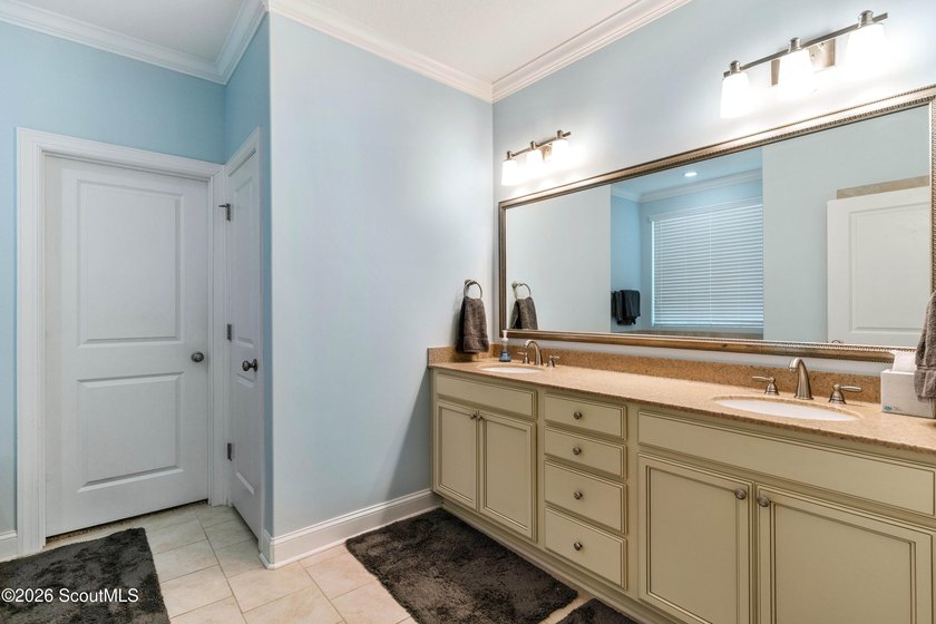 Room to Live, Work &amp; Entertain! This beautifully designed - photo 13
