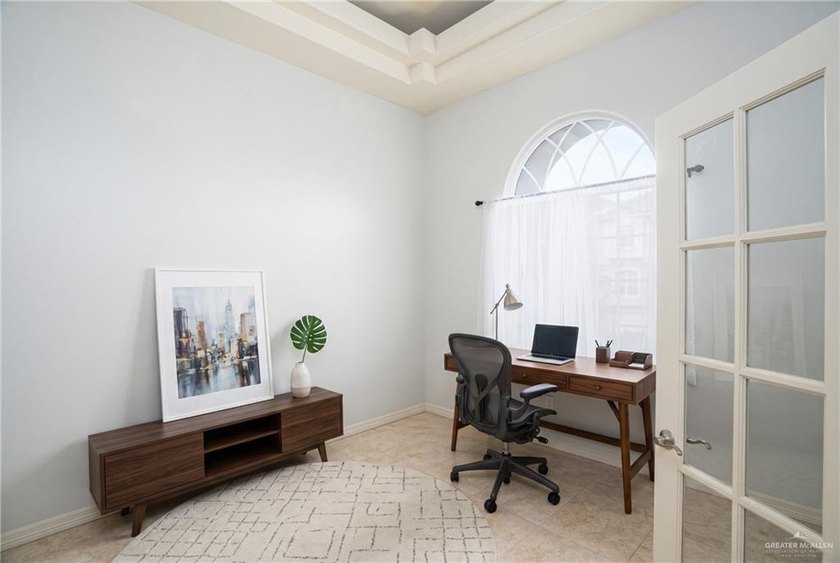 Welcome to 1907 Jonathon Drive in Mission! This spacious home - photo 8