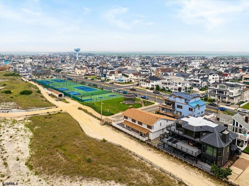 RARE FIND! HURRY!! An exceptional opportunity to build your - photo 8