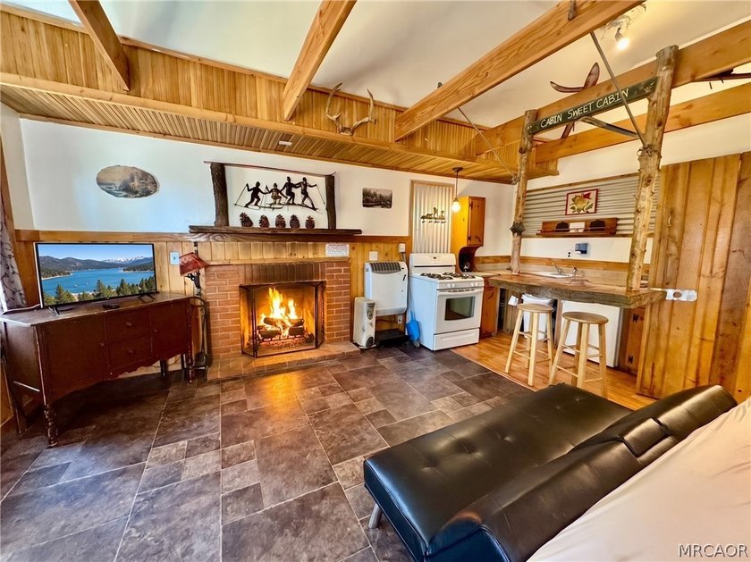 SELLER FINANCING AVAILABLE / TERMS NEGOTIABLE Welcome to Tulip - photo 26
