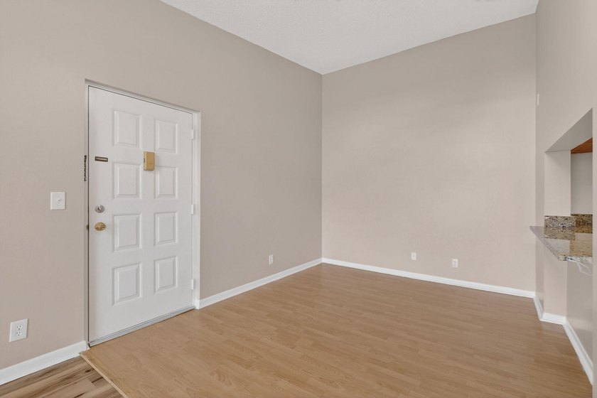 BEAUTIFUL 2/2 CONDO IN THE POPULAR PINE RIDGE NORTH II COMMUNITY - photo 8