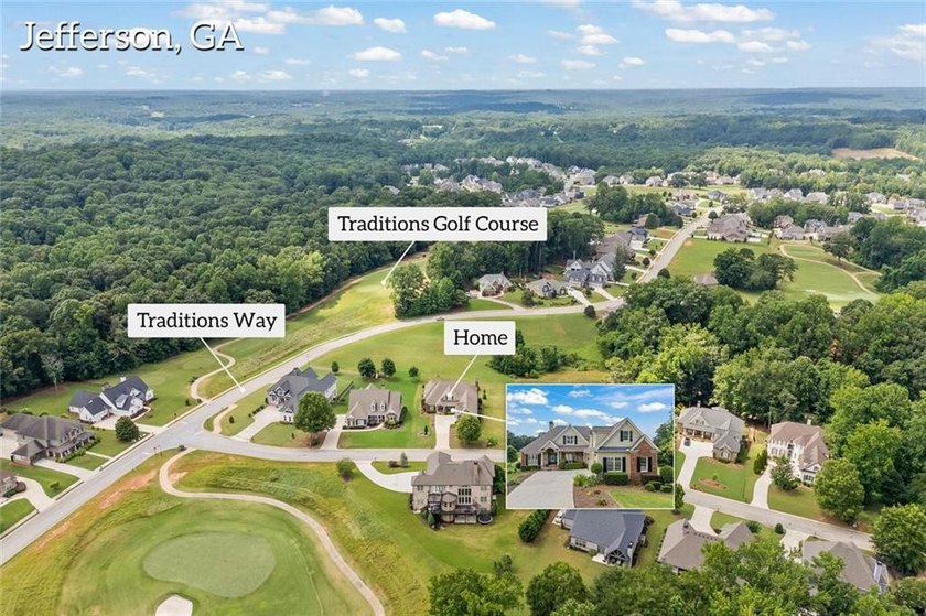 Experience timeless elegance in this exceptional 4-sided brick - photo 8