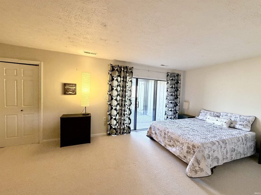 Discover the potential in this 2-level, 2 bedroom, 2 bath - photo 9