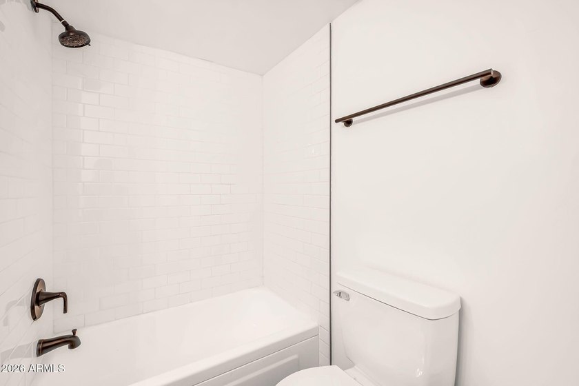 Beautifully remodeled and adorable home in the active adult - photo 23