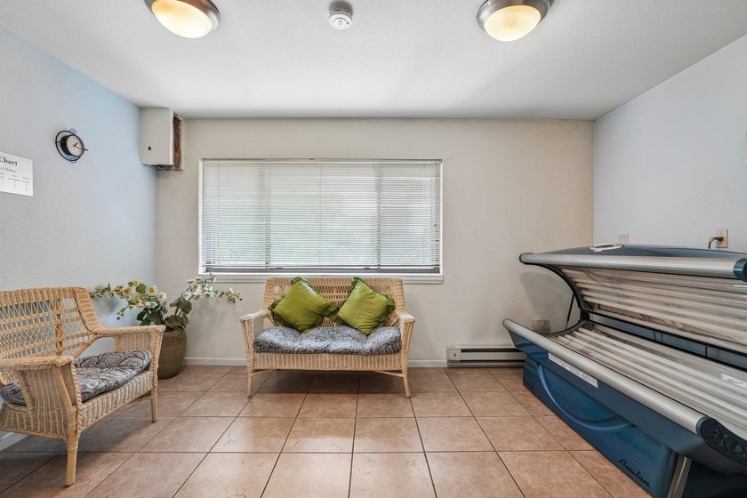 Welcome to Courtyard Square located in the highly desirable - photo 24