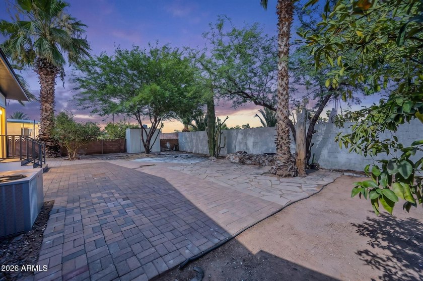 Beautifully remodeled and adorable home in the active adult - photo 35