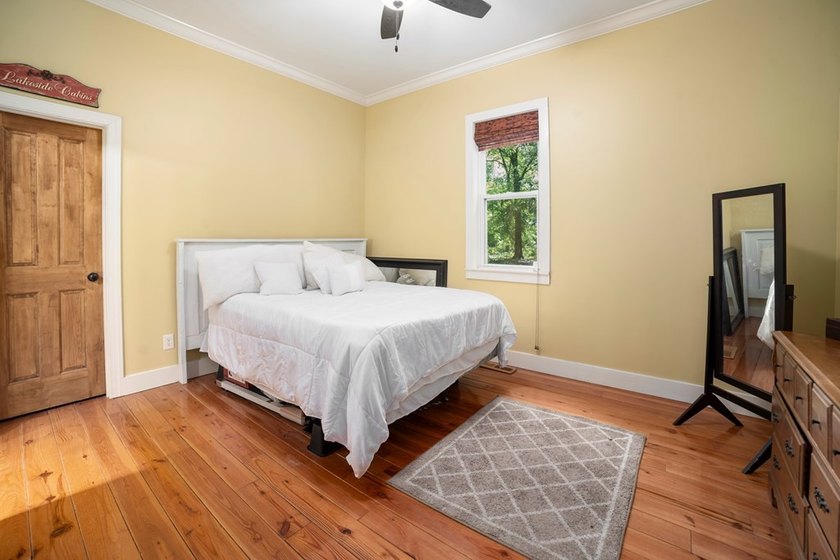 Welcome to the gated community of Hidden Lagoon! This charming 3 - photo 12