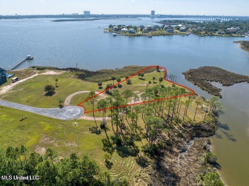 Build your dream home with a front-row view of beautiful coastal - photo 2