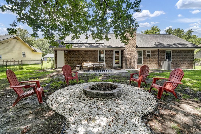Welcome to this charming brick ranch in Church Creek of West - photo 22