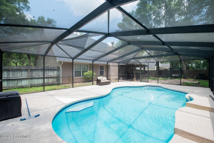 This spacious 5-bedroom, 3-bath home has been freshly painted - photo 22