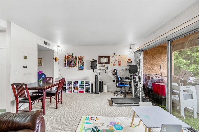 Excellent Opportunity ! This one-bedroom condo is priced - photo 10
