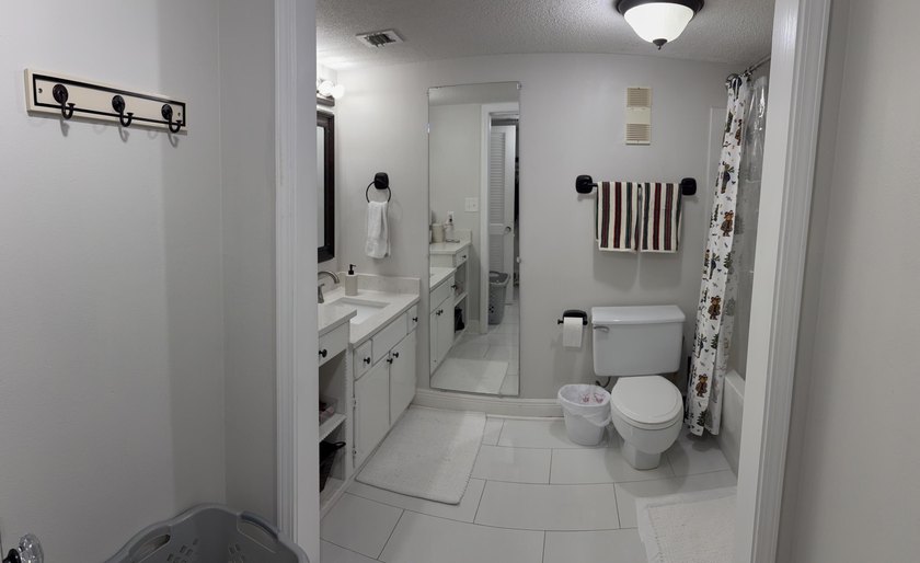 Welcome to Shoreline Towers Unit 2022 located on the second - photo 20