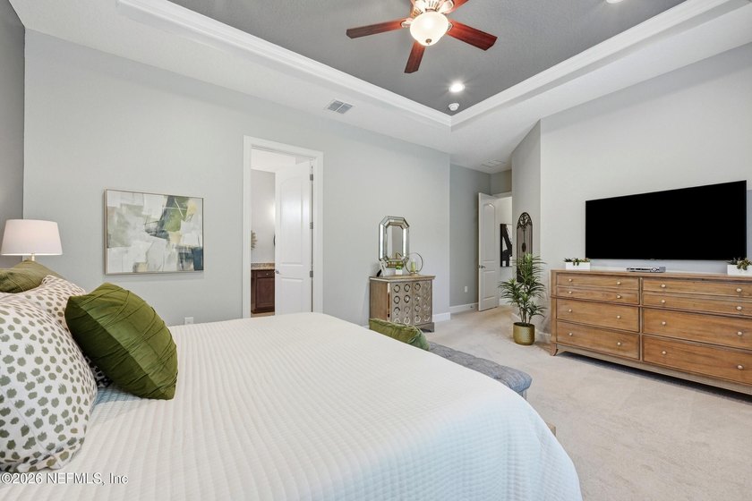 Welcome home to this beautifully maintained 3-bedroom - photo 21