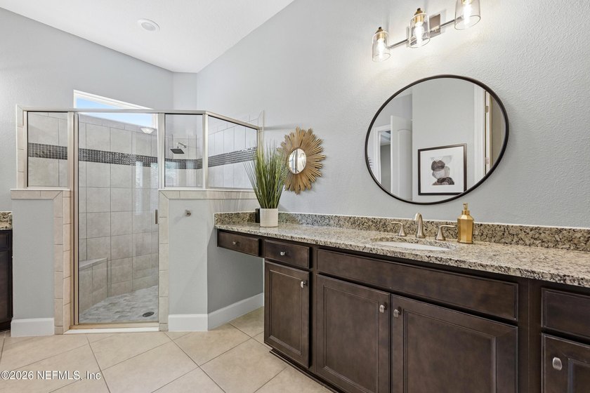 Welcome home to this beautifully maintained 3-bedroom - photo 24