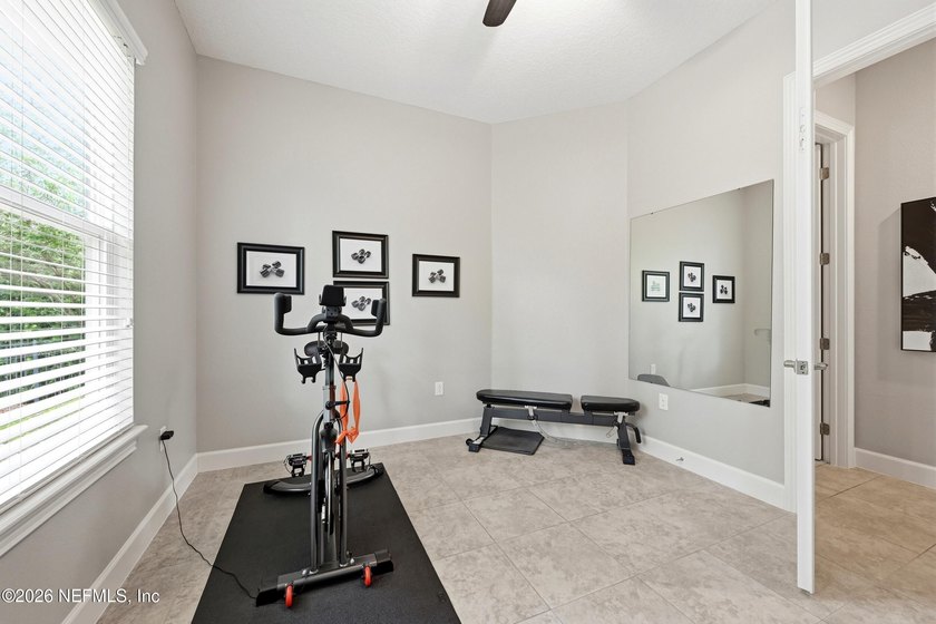 Welcome home to this beautifully maintained 3-bedroom - photo 29