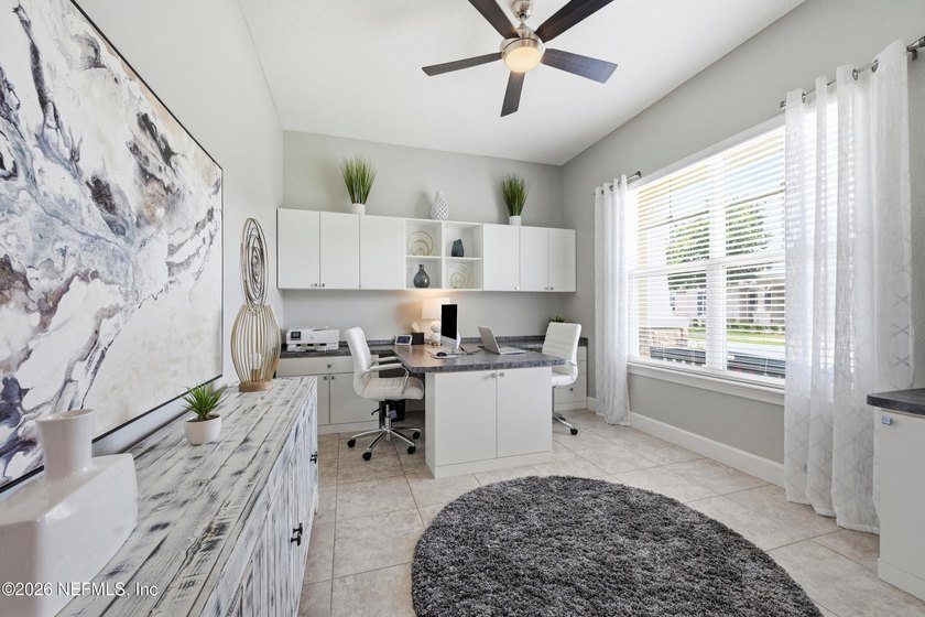 Welcome home to this beautifully maintained 3-bedroom - photo 38