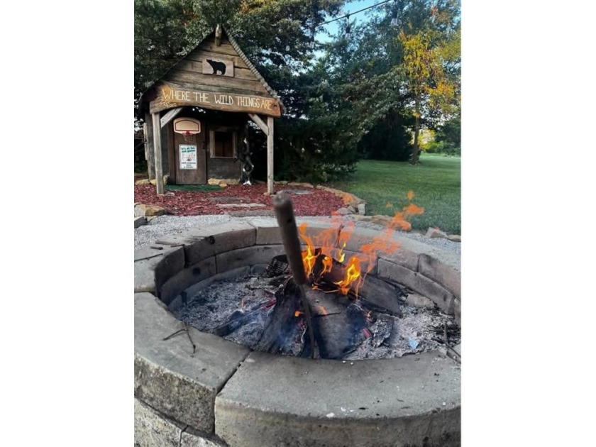 TURN-KEY FAMILY LAKE RETREAT AT SUGAR VALLEY LAKES Rare - photo 5