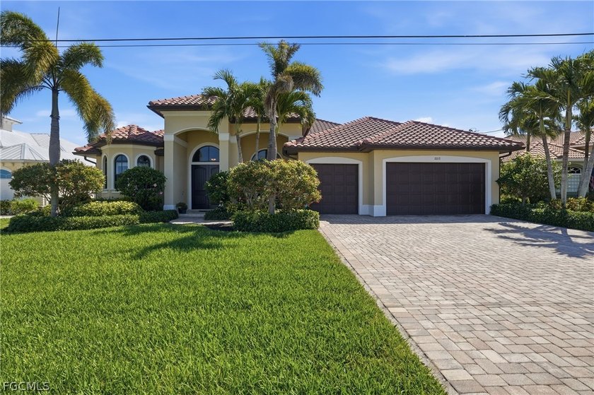 HUGE Price DROP!!!.....Don't wait!! Gulf Access Pool Home with - photo 3
