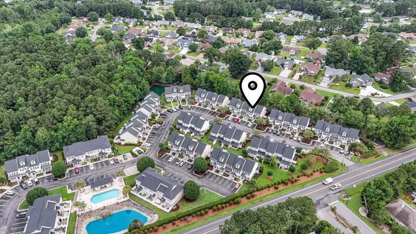 Welcome to this beautifully maintained 3-bedroom, 2.5-bath - photo 6