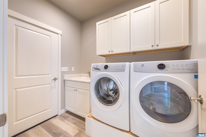 Ideally located in the heart of charming Sequim, this - photo 20