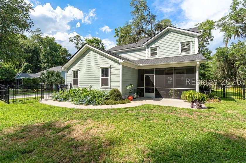 Lowcountry living on a bluff, you'll find this stunning 4 - photo 38