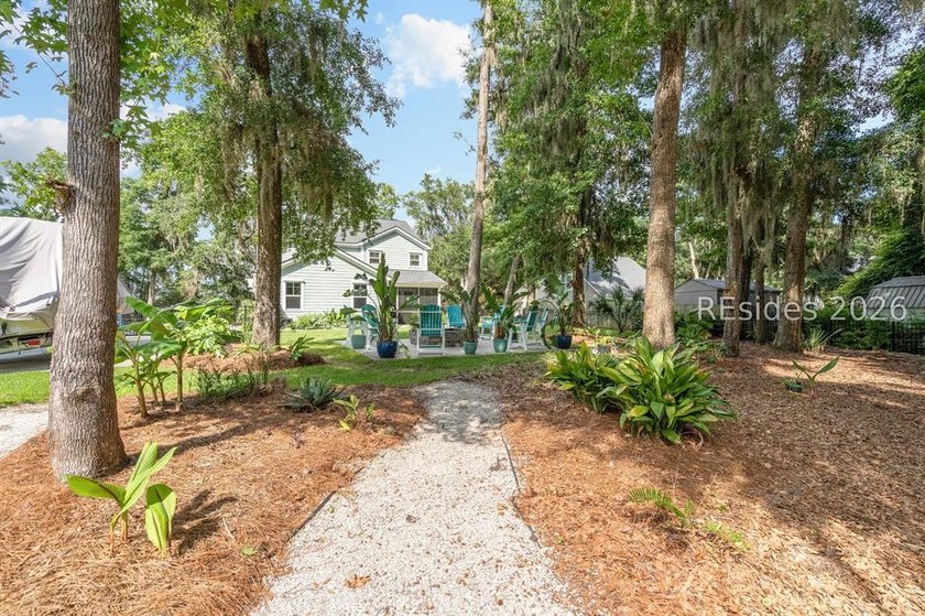 Lowcountry living on a bluff, you'll find this stunning 4 - photo 41