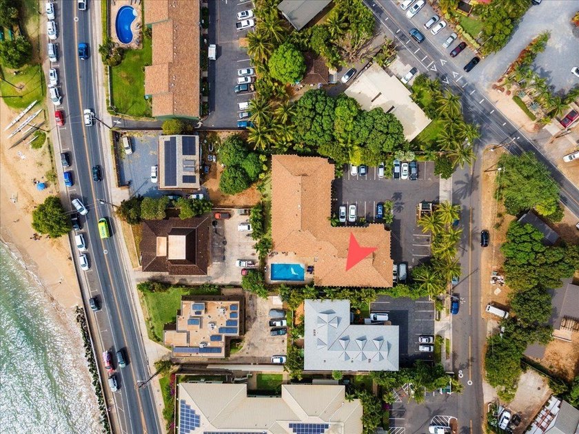 Kanoe Apts is a boutique 18-unit complex in sunny Kihei, with a - photo 3