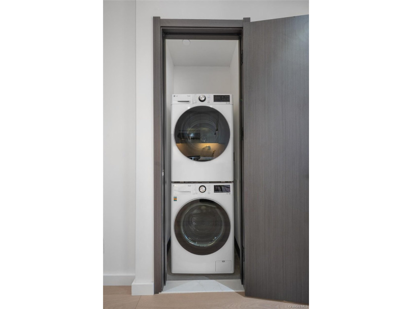 Vista 72 is a brand-new boutique condominium located in the - photo 48