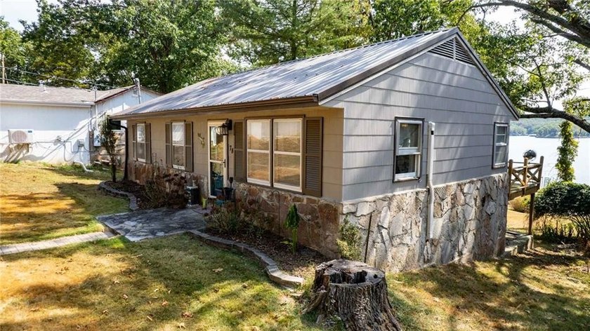Lakefront Cabin Located at the 47 MM under $350k with Main - photo 5
