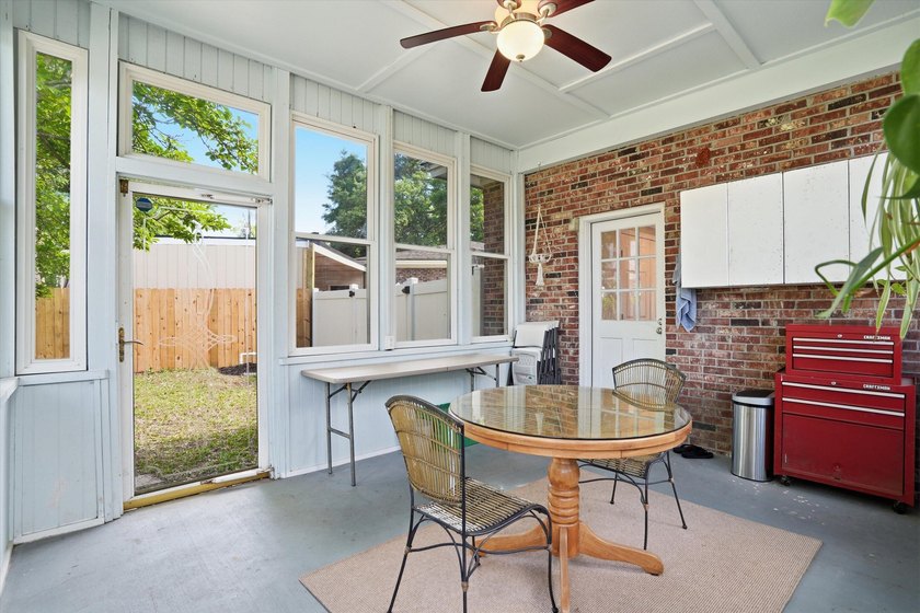 Prime location just 10 minutes to Folly Beach and 10 minutes to - photo 27