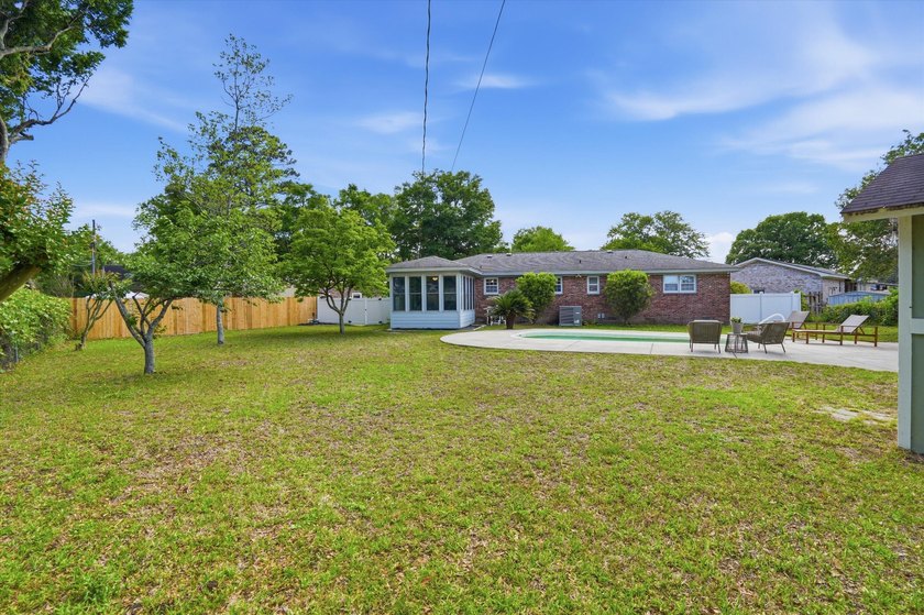 Prime location just 10 minutes to Folly Beach and 10 minutes to - photo 30