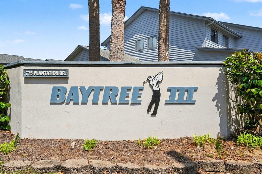 Welcome! Come and see this charming 2 bedroom, 2.5 bath true - photo 2
