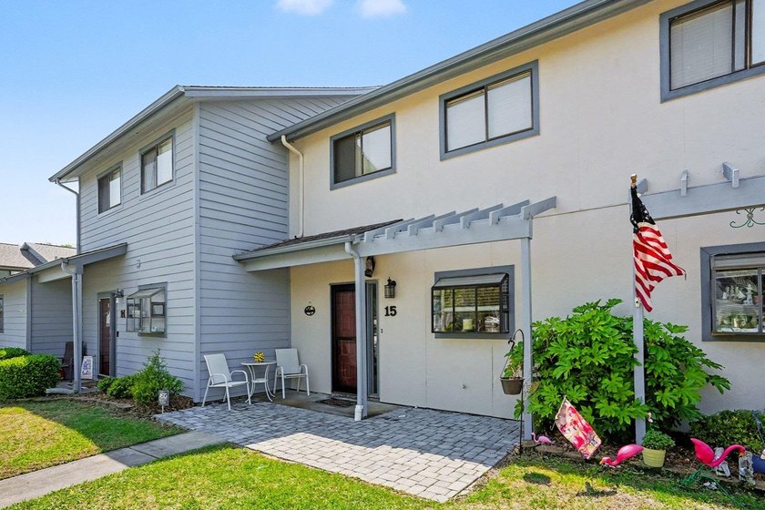 Welcome! Come and see this charming 2 bedroom, 2.5 bath true - photo 6
