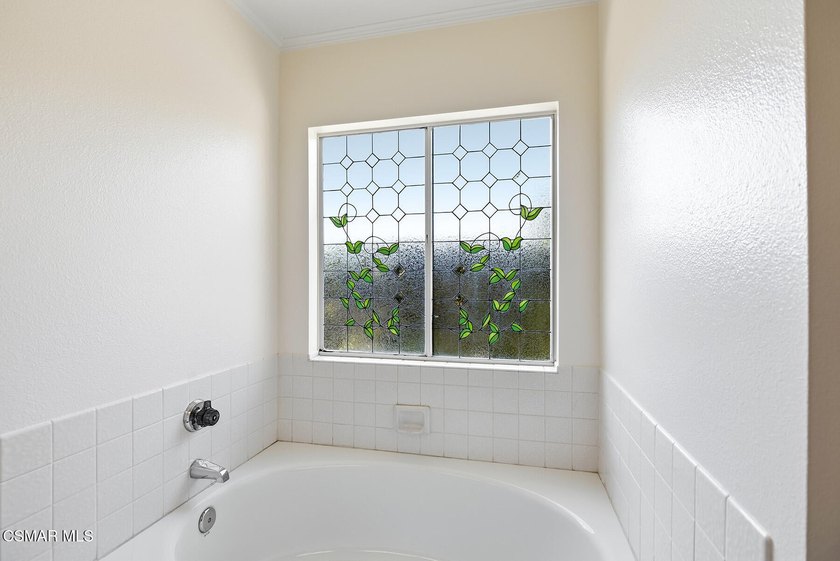 Immaculate and Move in Ready! Highly desirable single story - photo 20