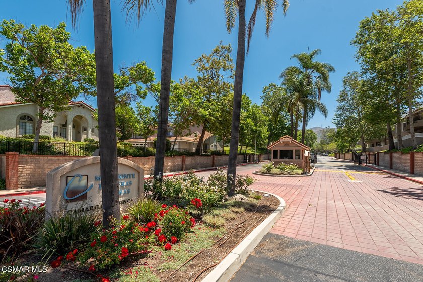 Immaculate and Move in Ready! Highly desirable single story - photo 37