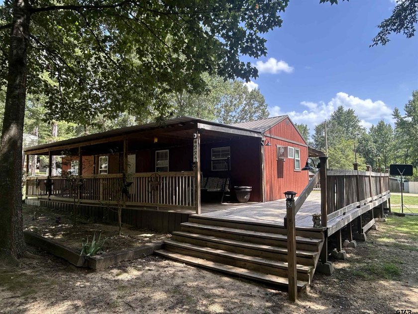 Welcome to your peaceful retreat in the quiet and private Hidden - photo 4