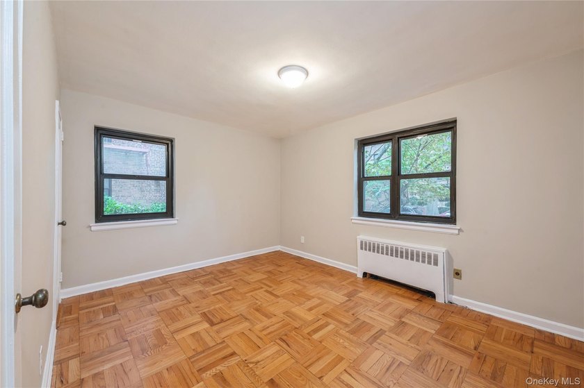 **Beautiful Two-Bedroom Co-Op in New Rochelle Near Iona - photo 12