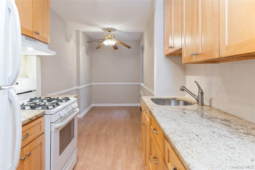 **Beautiful Two-Bedroom Co-Op in New Rochelle Near Iona - photo 16