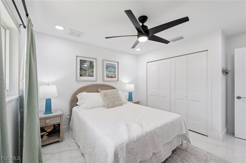 -When it comes to boating access, premier location, and - photo 22