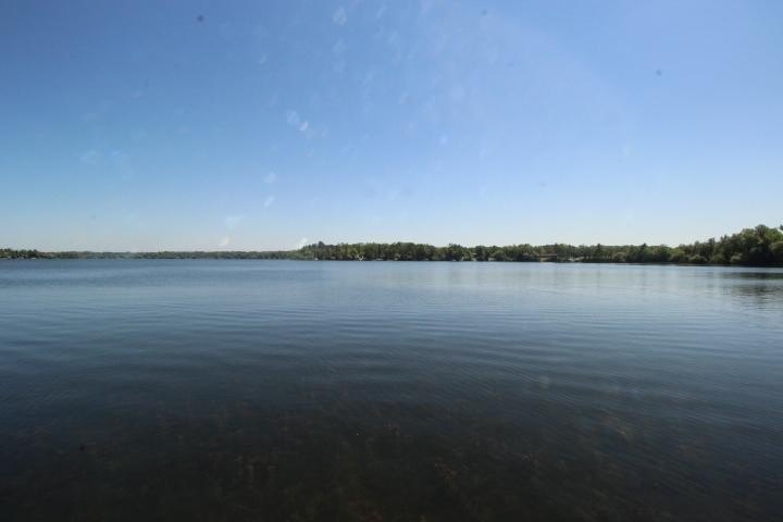 Welcome to Island Lake! This 3-bedroom, 2-bath home with 100 - photo 4