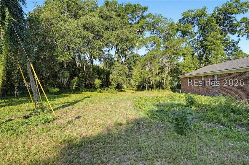 Build your vision in a convenient Beaufort location just minutes - photo 12