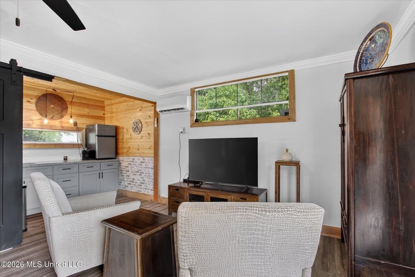 uTucked away on three beautifully landscaped lots, this - photo 24