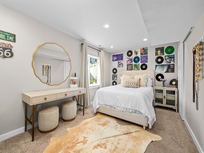 7 E STERLING Loop - photo 33