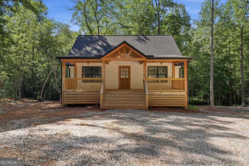 PICTURESQUE NORTHEAST GEORGIA SETTING OF 3 PRIVATE, WOODED ACRES - photo 4