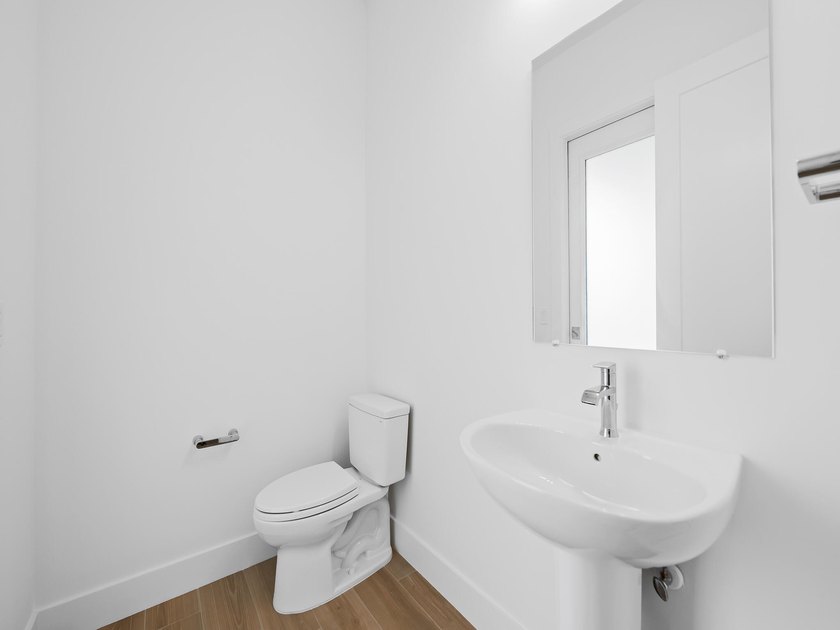 Final opportunities at Marina Landings, the only new - photo 19