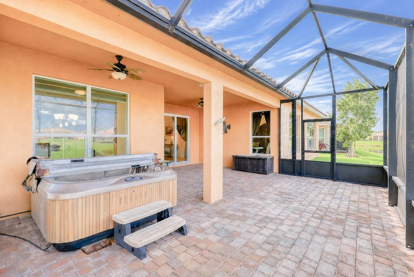 Discover the highly desirable Perdido Key model in Vitalia at - photo 44