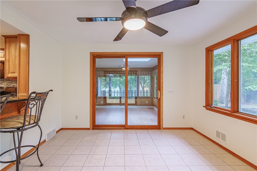 Welcome to your own Oasis, where timeless charm meets modern - photo 21